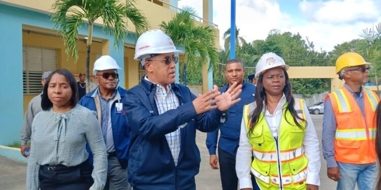 Remozamientos de Escuelas avanzan de manera acelerada en el Gran Santo Domingo dentro del Plan «Navidad en las Aulas 24/7»