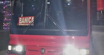 Ejército detiene chofer y cobrador de autobús sorprendidos transportando extranjeros indocumentados en San Juan de la Maguana