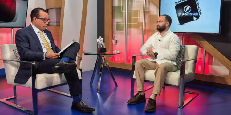 Sociedad de Geriatría advierte falta de infraestructuras hospitalarias y personal de salud para adultos mayores