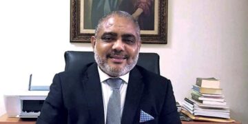 Ex presidente del Codia exige auditoría de obras entregadas grado a grado: saluda proyecto de ley para pagar deudas de contratistas