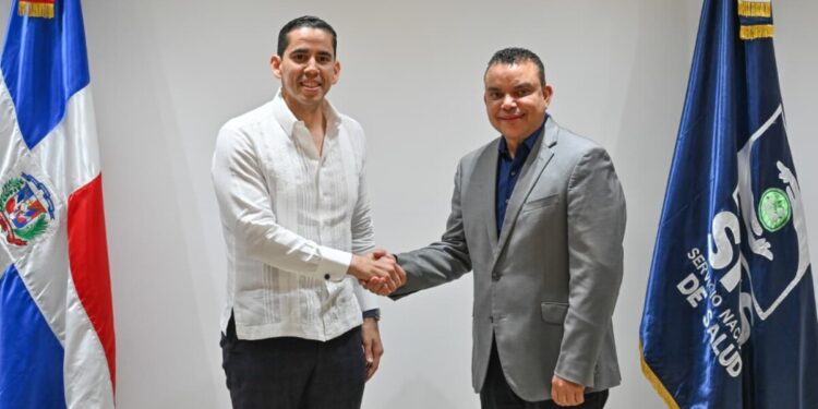 SNS y SENASA coordinan acciones para continuar fortaleciendo la atención en la red pública