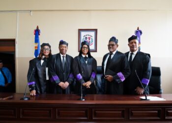 Juez afirma que mayoría de Salas Departamento Judicial de SPM trabajan al día