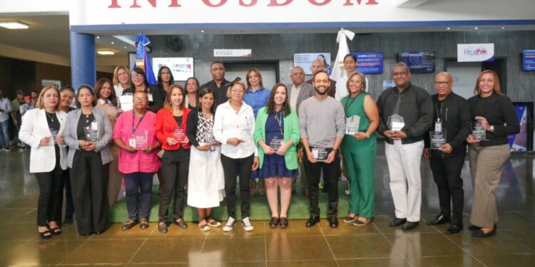  INPOSDOM reconoce a colaboradores destacados del año 2025