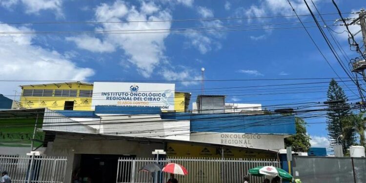 Instituto Oncológico Regional del Cibao entre escándalo de aumento salarial y nombramientos