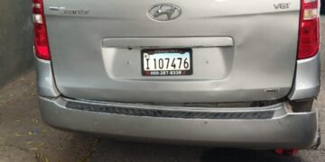 Ejército intercepta minibús con 35 haitianos indocumentados en Montecristi