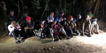 Un grupo de 32 nacionales haitianos indocumentados fue interceptado por el Ejército en zona boscosa de Montecrist