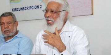 Hubieres llama  al Gobierno a no desamparar choferes corredor Independencia