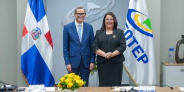  Toma posesión nueva directora general del INFOTEP