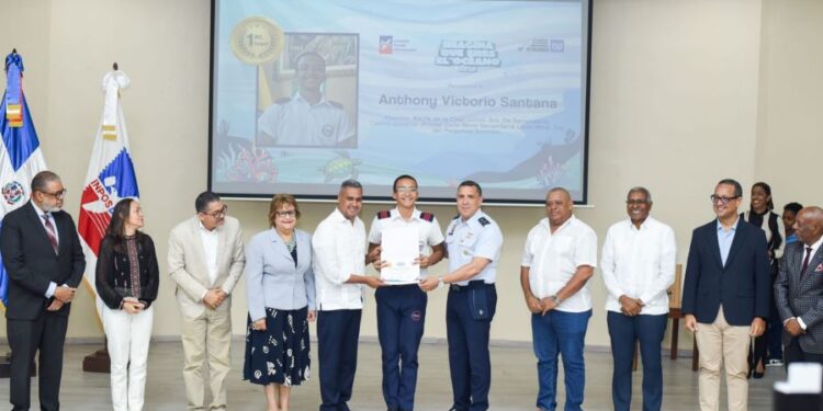 INPOSDOM y Unión Postal Universal abren convocatoria nacional para el Concurso Juvenil de Composiciones Epistolares 2026