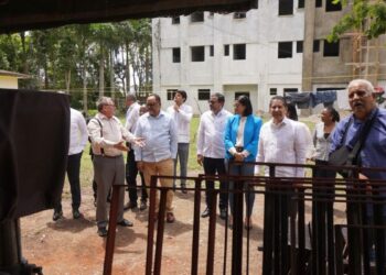 Ministro de Justicia supervisa cárcel de Salcedo y destaca avances en reinserción y dignidad penitenciaria