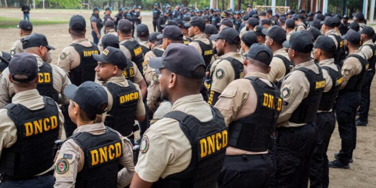 FTC VUELVE A BOCA CHICA CON AMPLIO OPERATIVO CONTRA EL MICROTRÁFICO DE DROGAS