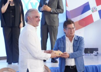 Ministerio de Educación recibe de RTVD la serie educativa “Trinitarios” para fortalecer la enseñanza de la historia patria a través de EDU