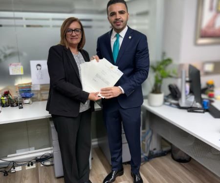 Saulo Vega establece récord en la Cámara de Diputados al someter 10 proyectos en un solo día