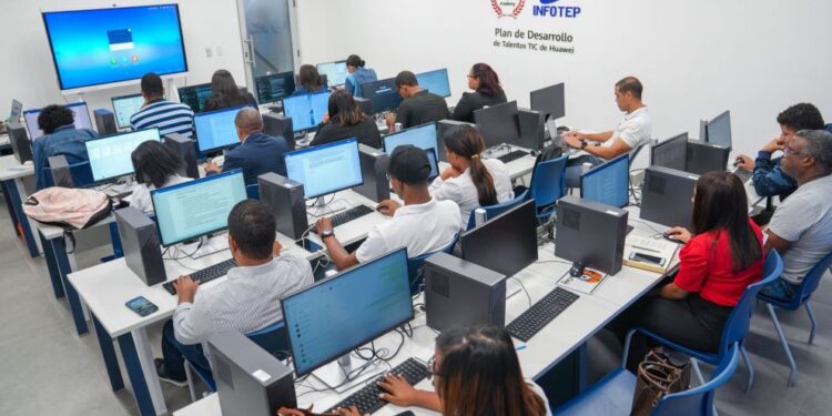 INFOTEP destaca crecimiento de su programa de Formación Virtual en el Día Mundial del Aprendizaje Digital