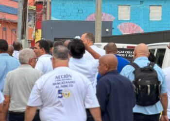 Hogar Crea rescata en Santiago 19 personas en condición de calle