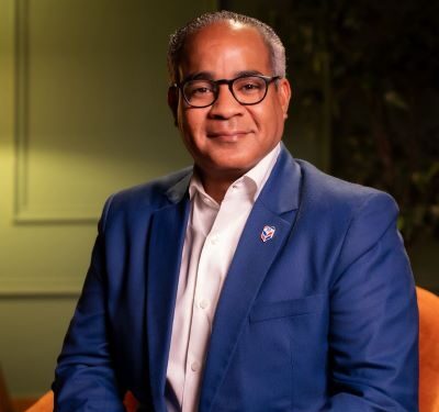 Proponen eliminar financiamiento público a partidos y elevar umbral electoral al 5 %