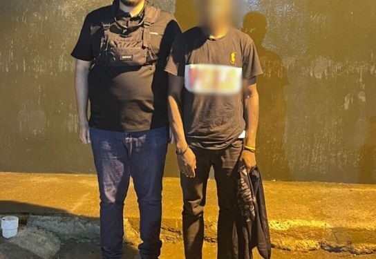 En Haina Migración investiga a presunto traficante de haitianos detenido en Montecristi con 26 indocumentados