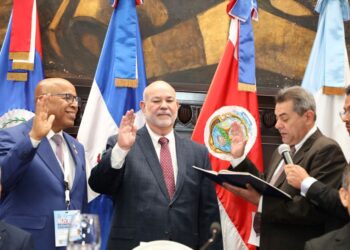 Parlamentos de Centroamérica, el Caribe y México escogen a Carlos Johnny Méndez y Alfredo Pacheco como presidente y vicepresidente del FOPREL