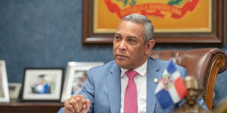 Senador Franklin Romero lamenta fallecimiento del empresario Héctor Rizek Llabaly