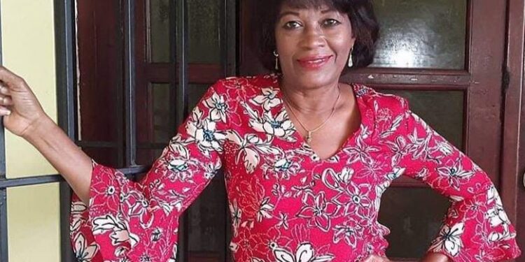 Familiares de empleada administrativa de la UASD fallecida en accidente en EE. UU. claman ayuda para repatriar sus restos