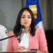 Ministra de Interior anuncia la suspensión inmediata de agente por agresión a ciudadana en Los Minas