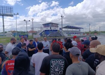 Organizaciones acuerdan sacar carreras clandestinas de motocicletas de las calles: autoridades brillaron por su ausencia