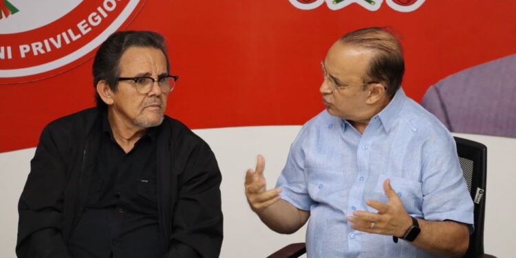 Quique Antún expresa respaldo del PRSC a la lucha de los profesionales agropecuarios