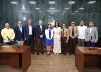 Asociación de Navieros y actores del sistema judicial impulsan acciones conjuntas para fortalecer la respuesta frente al polizonaje