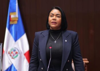 Diputada Leyvi Bautista denuncia campaña difamatoria en su contra