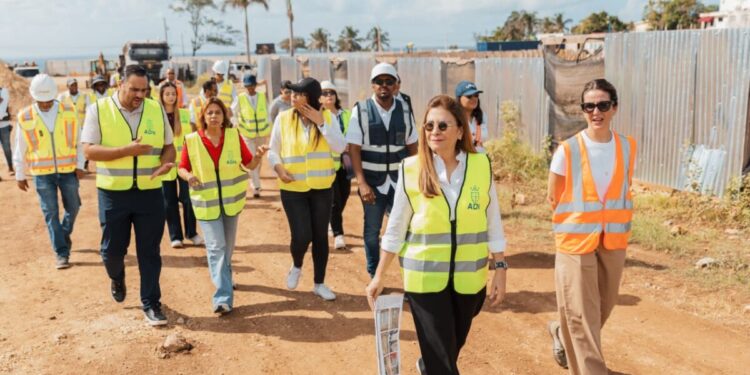 Carolina cumple promesas y trabaja en más de 10 obras simultáneamente para continuar transformando la capital