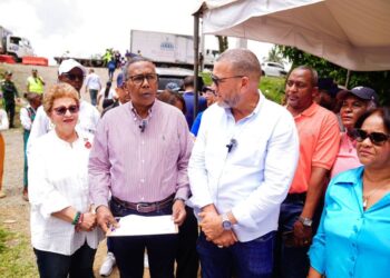 Gobierno realiza jornada integral en Villa Altagracia en apoyo a familias afectadas por lluvias