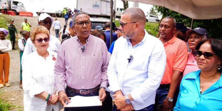 Gobierno realiza jornada integral en Villa Altagracia en apoyo a familias afectadas por lluvias