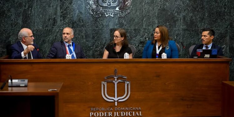 Expertos nacionales e internacionales destacan país como referente regional en justicia abierta