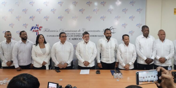 Cámara de Comercio Empresarial de Santo Domingo Norte (CCESDN) es juramentada como miembro de la Federación Dominicana de Comerciantes