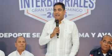 Ministro Cruz anuncia Juegos Interbarriales de Baloncesto en el Gran Santo Domingo