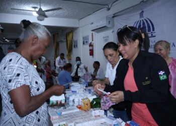 Director de Desarrollo de la Comunidad destaca trabajo conjunto con el Ejército en beneficio de familias vulnerables