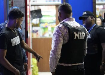 COBA, Fiscalía de Niños, Niñas y Adolescentes y Policía Nacional intervienen centros nocturnos en distintos sectores del Distrito Nacional por presencia de menores