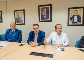 Gobierno fortalece diálogo con sindicatos de trabajadores ante impacto de crisis en Medio Oriente