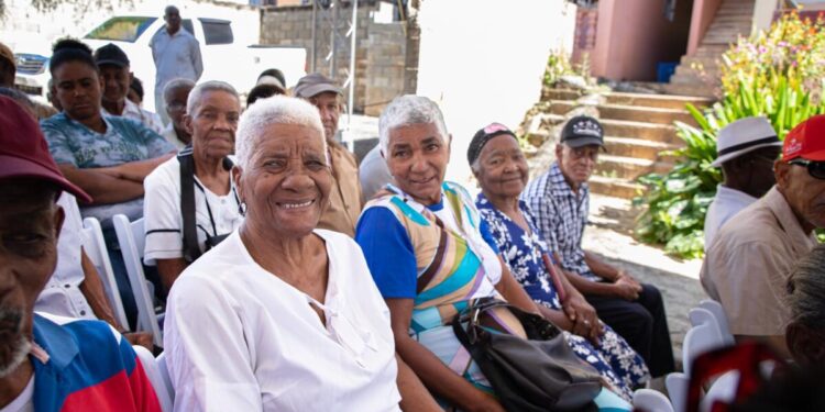 Gobierno y CONAPE amplían cobertura social con nuevo Hogar de Día en Samaná