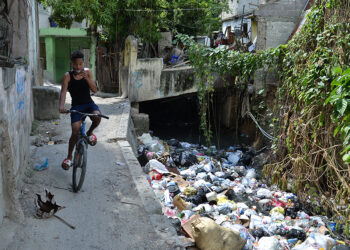 Desechos sólidos agravan crisis sanitaria en la cañada de Guajimía; residentes claman por intervención urgente
