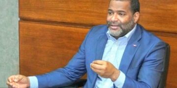 Andrés Lugo destaca confianza licitación Autopista del Ámbar estructurada en DGAPP