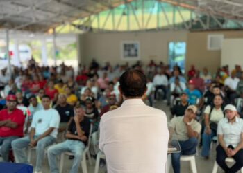 Antonio Marte recibe masivo apoyo en La Vega, anuncia restructuración y condena depredación en Santo Cerro.