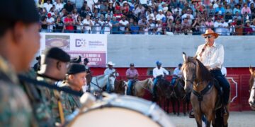 El Seibo cierra fiestas patronales con multitudinaria corrida de toros en nueva plaza multiuso