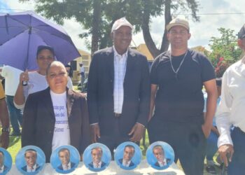 Fernando Martínez llama a mantener viva la memoria de José Francisco Peña Gómez