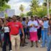 Comunidades en El Higüero de Santo Domingo Norte paraliza actividades productivas, educativas y de transporte en demanda de carretera, aceras y contenes