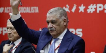 Miguel Vargas llama desde Chile a fortalecer la democracia, la paz y la cooperación internacional