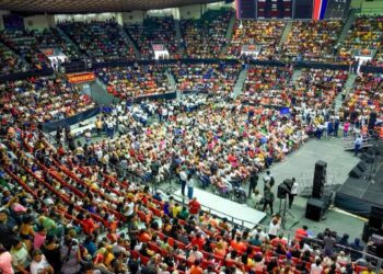¡A casa llena! Gobierno reconoce y entrega premios a más de 10 mil madres de la provincia de Santiago través de DASAC