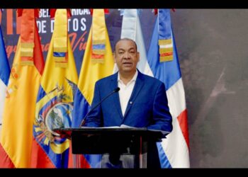 COORDINADOR DEL GABINETE DE TRANSPORTE QUE SE HACE NECESARIO ALINEAR LOS SISTEMAS DE DATOS DE LAS INSTITUCIONES DE TRANSITO Y TRANSPORTE DEL PAIS.