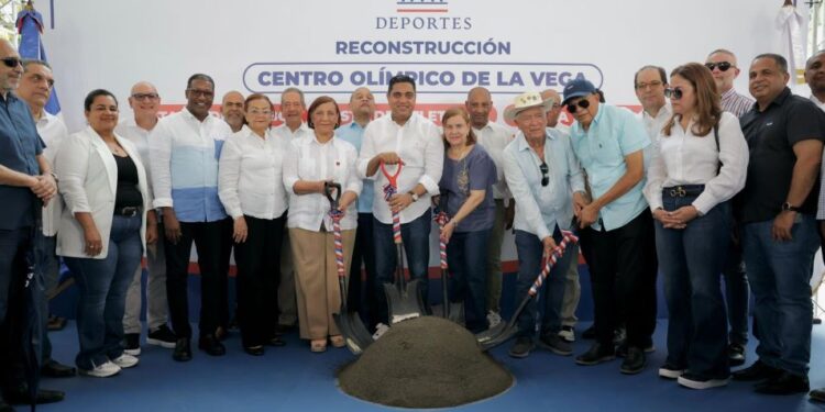 Ministro Kelvin Cruz inicia reconstrucción del Centro Olímpico de La Vega con fondos recuperados de la corrupción