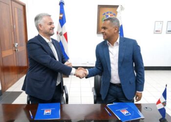 INPOSDOM y Mia Cargo Group ponen fin a litis judicial mediante firma de un acuerdo